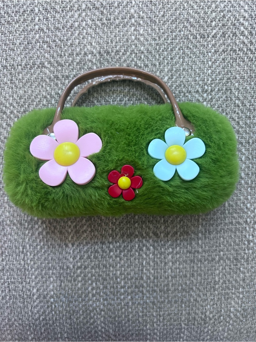 Steve Madden Neon Lime Quilted Mini Backpack super cute with sunglasses case - Picture 14 of 16